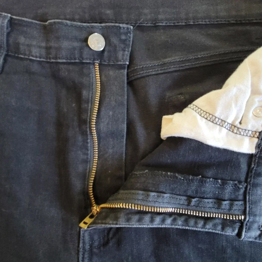 Levi's 512 Slim Taper Jeans Mens 38x30 Black Denim Waterless Tapered Leg Casual